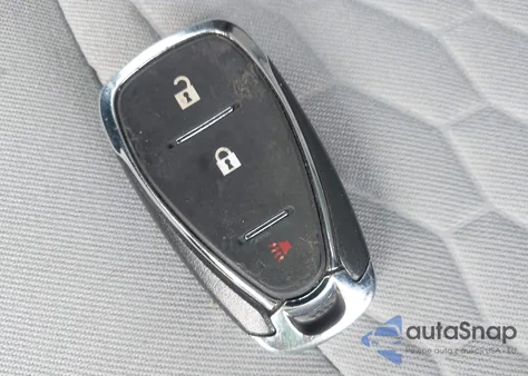 2018 Chevrolet Equinox Ls z USA, uszkodzony, nr VIN 2GNAXHEV9J6283226